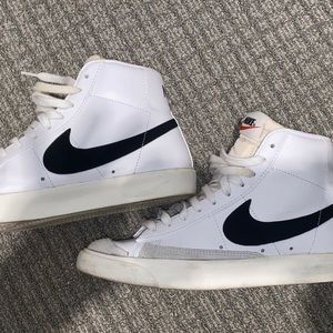 Nike Blazer Mid 77s Black and Gray Size W 8.5